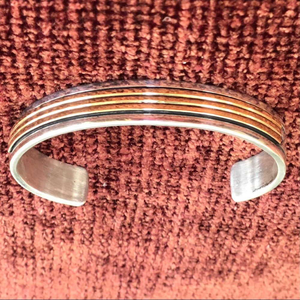 M.M. Rogers unisex bracelet.